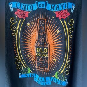 Old Chicago 2012 Cinco de Mayo 2012 beer tour t-shirt.